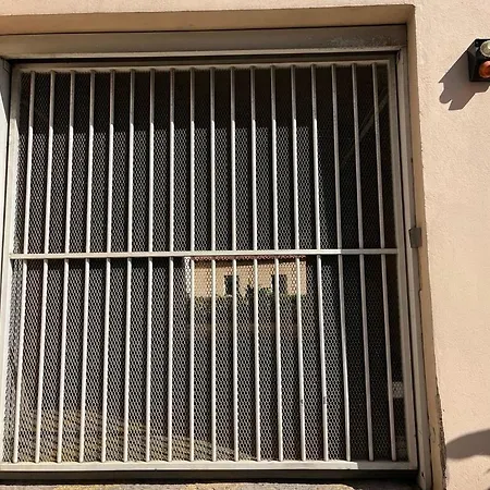 T2! 3 Ou 4 Personnes Centre Neuf Avec Garage Apartment *