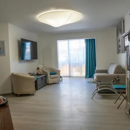 T2! 3 Ou 4 Personnes Centre Neuf Avec Garage