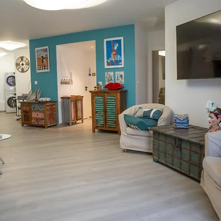 T2! 3 Ou 4 Personnes Centre Neuf Avec Garage Apartment Sanary-sur-Mer